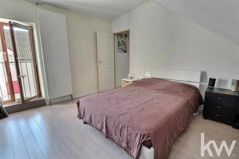 Immeuble - 83 m² - 4 pièces