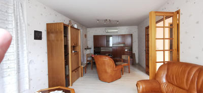 Maison - 200 m² - 8 pièces