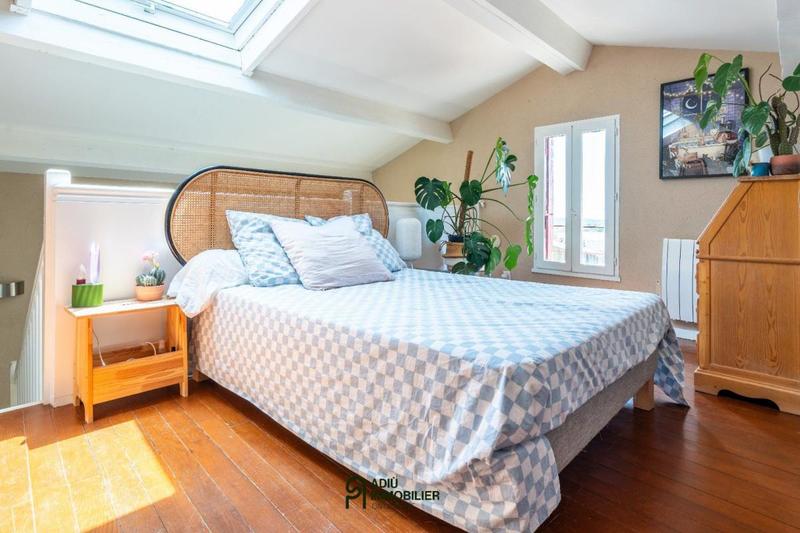 Appartement - 64 m² - 2 pièces