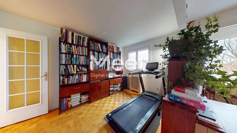 Appartement - 100 m² - 5 pièces