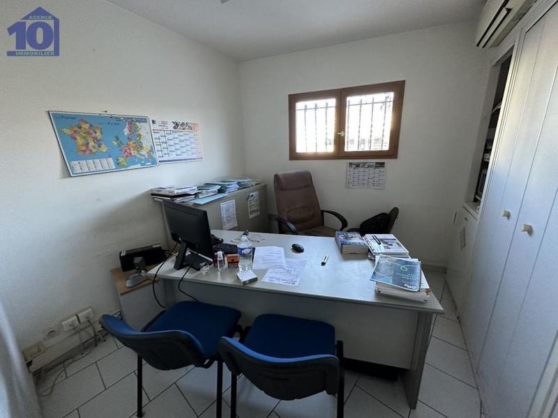 Maison - 175 m² - 8 pièces