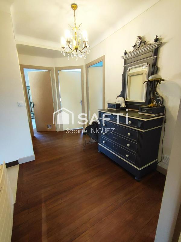 Maison - 169 m² - 7 pièces