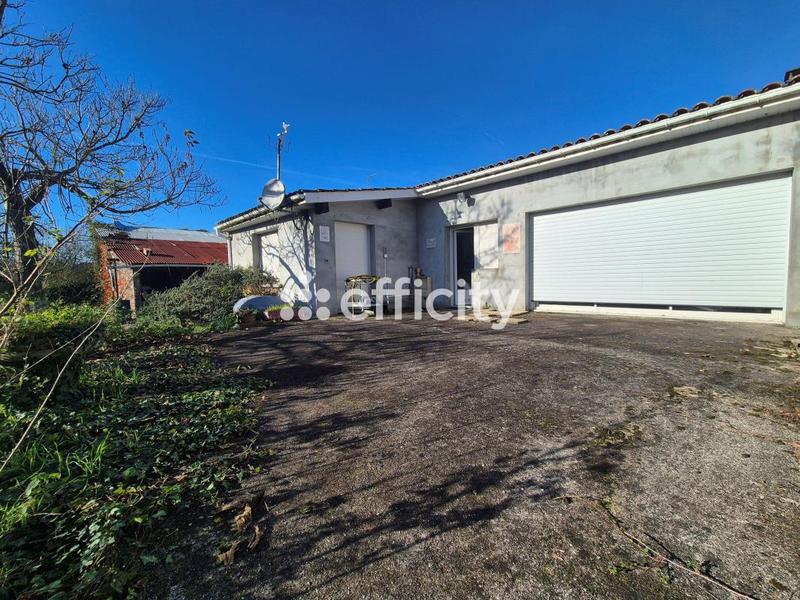 Maison - 235 m² - 9 pièces