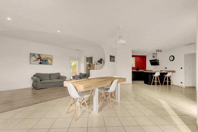 Maison - 113 m² - 5 pièces