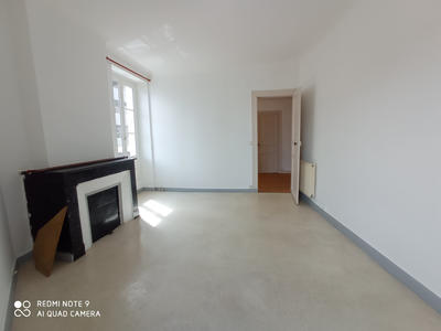 Appartement - 77 m² - 3 pièces