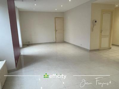 Appartement - 162 m² - 7 pièces