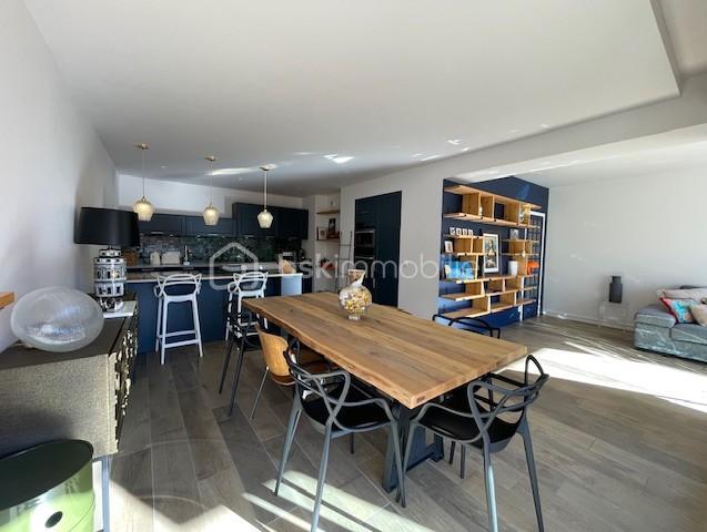 Appartement - 112 m² - 4 pièces