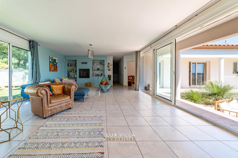 Villa - 180 m² - 7 pièces