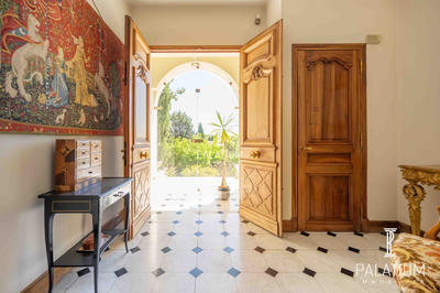 Maison - 255 m² - 7 pièces