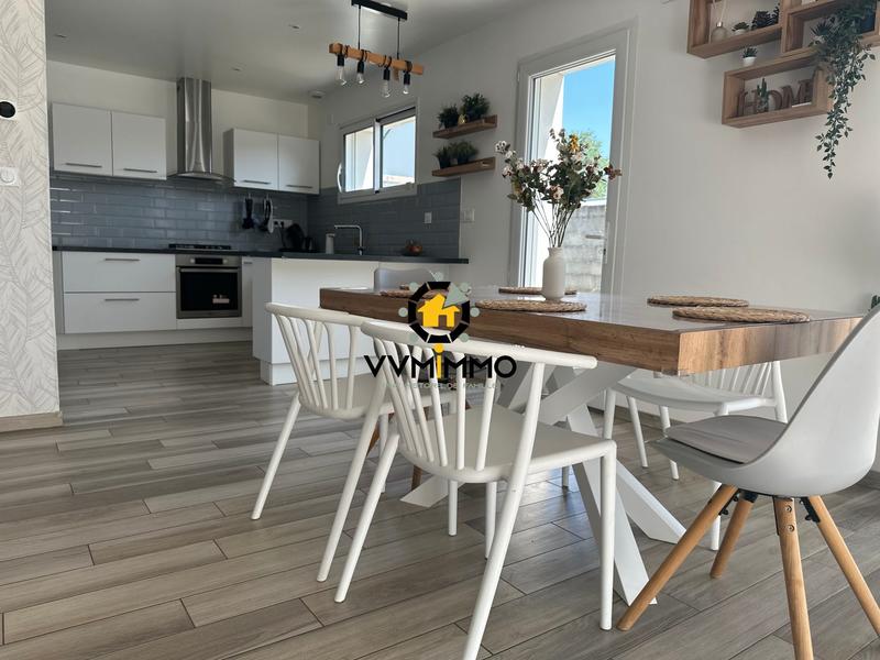 Maison contemporaine - 100 m² - 5 pièces