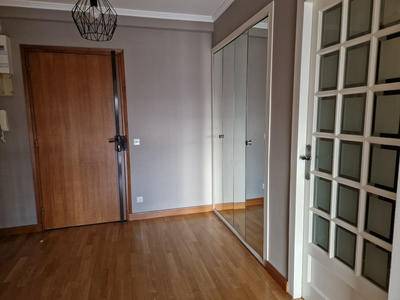 Appartement - 99 m² - 4 pièces
