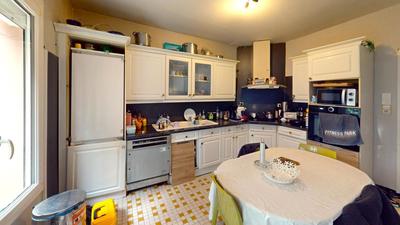 Maison - 175 m² - 6 pièces