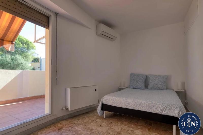 Appartement - 93 m² - 4 pièces