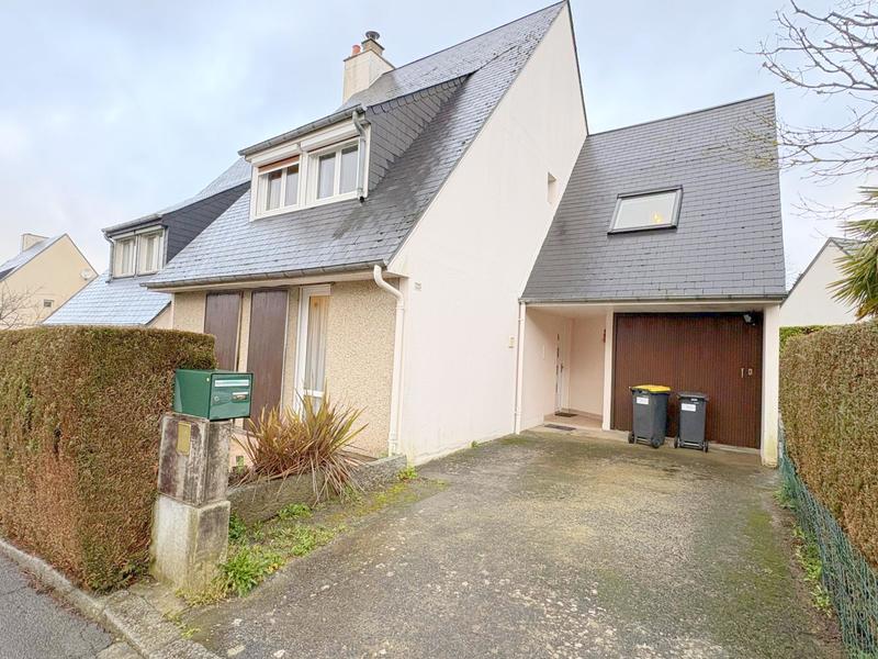 Maison - 105 m² - 6 pièces