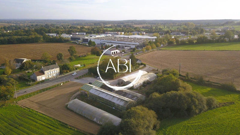 Local commercial - 1 500 m²