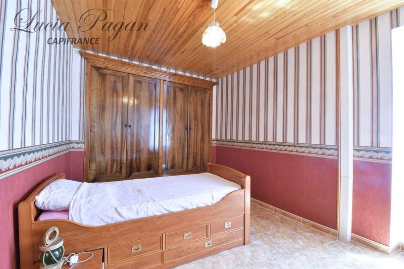 Maison de village - 210 m² - 9 pièces