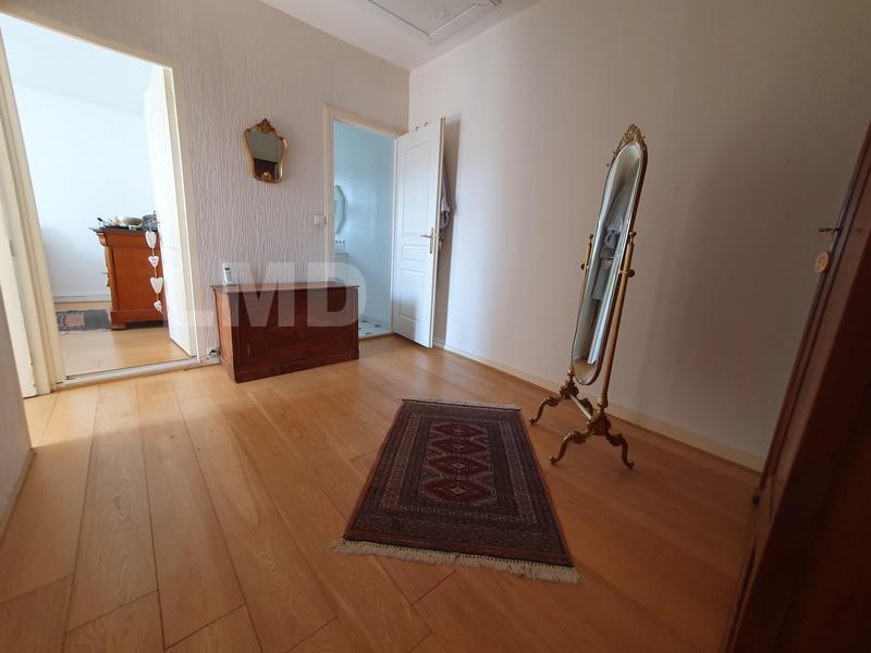Propriété - 298 m² - 10 pièces
