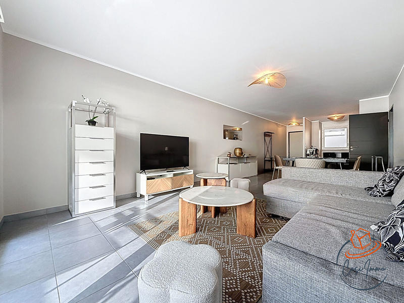 Appartement - 82 m² - 3 pièces