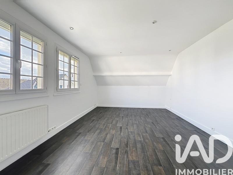 Maison - 192 m² - 8 pièces