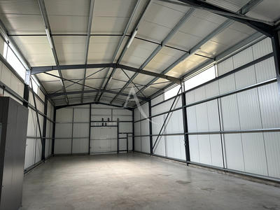 Local commercial - 210 m²
