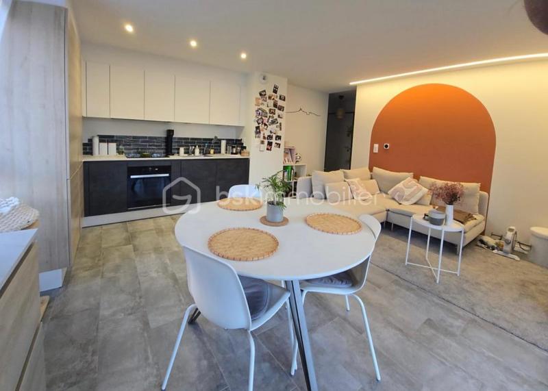 Appartement - 64 m² - 3 pièces