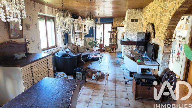 Maison - 180 m² - 7 pièces