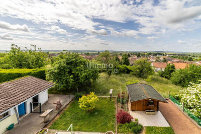 Maison - 213 m² - 7 pièces