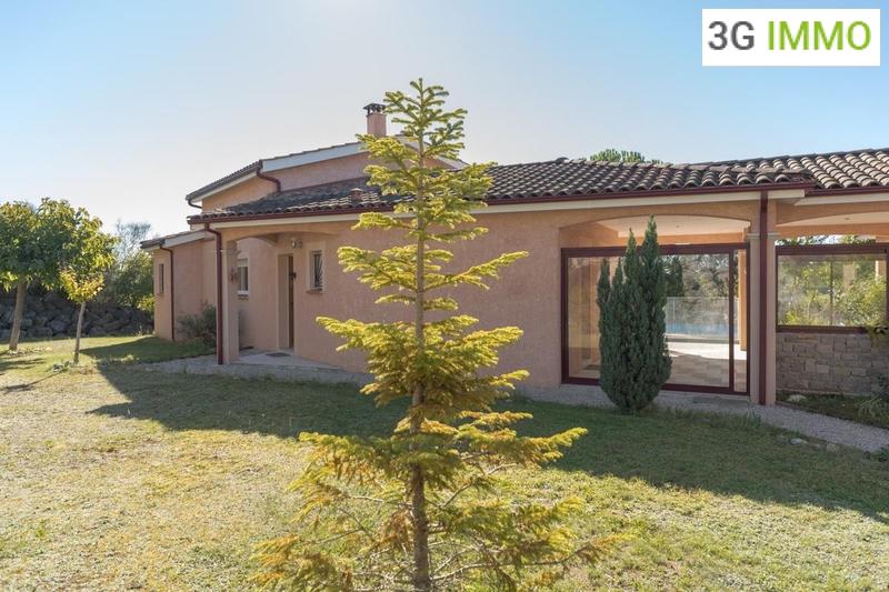 Maison contemporaine - 160 m² - 6 pièces