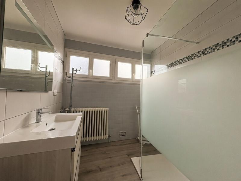 Maison ancienne - 142 m² - 7 pièces