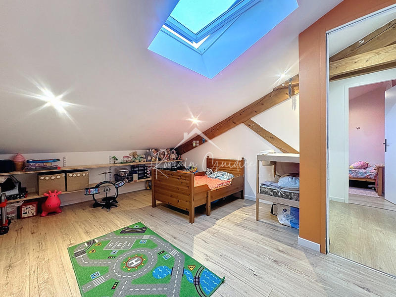 Duplex - 144 m² - 5 pièces