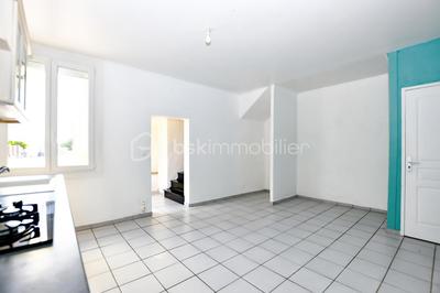 Maison de village - 86 m² - 4 pièces