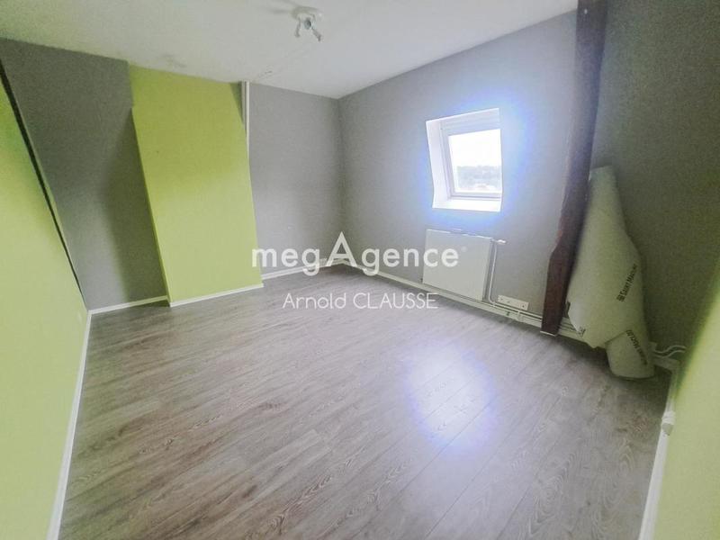 Maison - 217 m² - 11 pièces