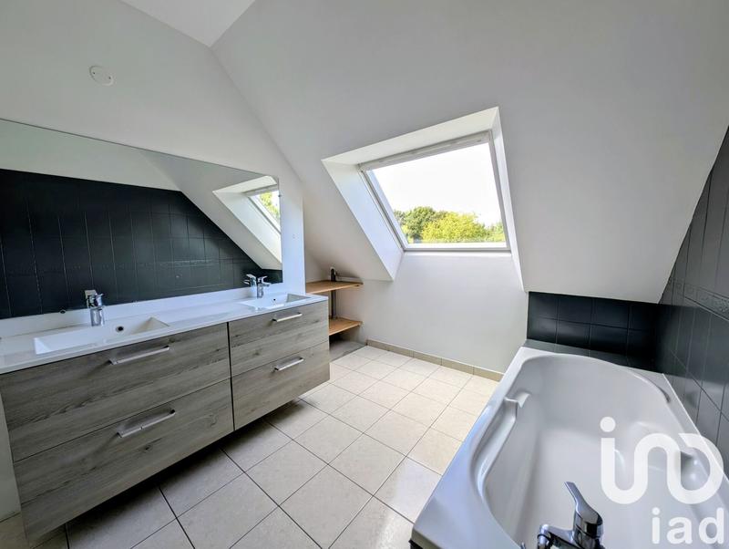 Maison - 140 m² - 6 pièces