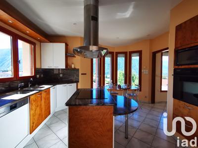 Maison - 152 m² - 6 pièces