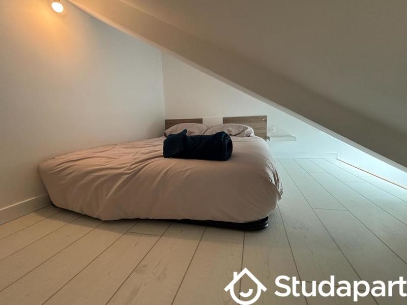 Chambre - 12 m² - 1 pièce