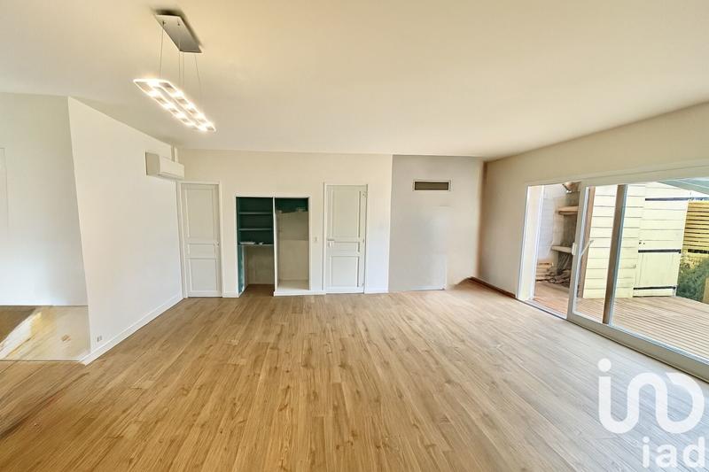 Maison - 93 m² - 4 pièces