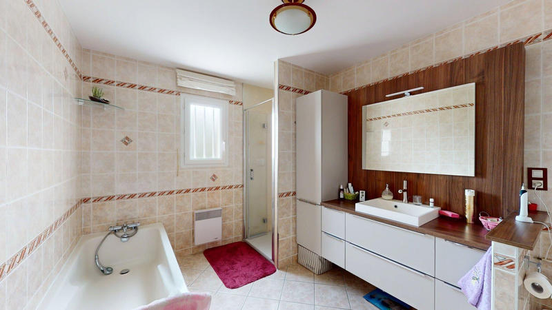 Maison - 101 m² - 4 pièces