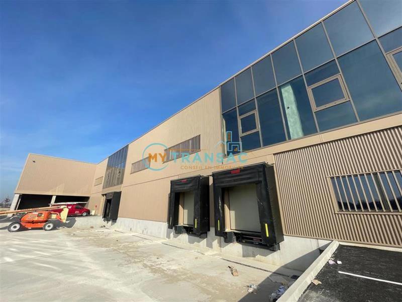 Local d'activité / Entrepôt - 1 971 m²