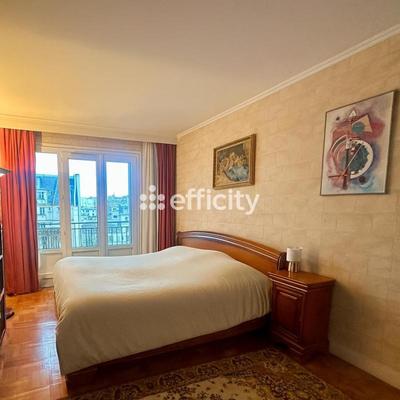 Appartement - 81 m² - 3 pièces