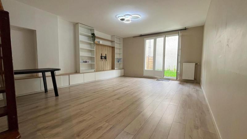 Maison - 105 m² - 5 pièces
