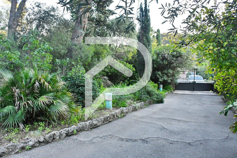 Maison - 152 m² - 7 pièces