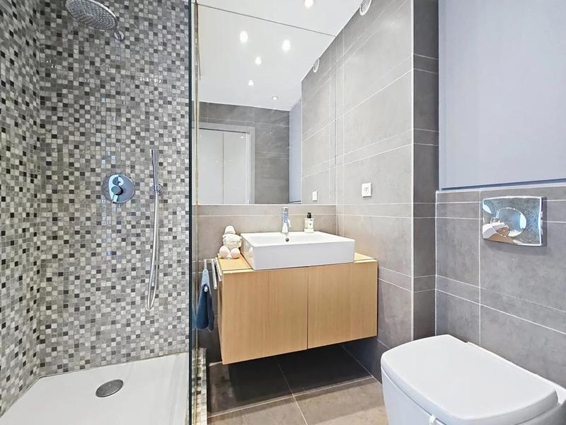 Appartement - 84 m² - 3 pièces