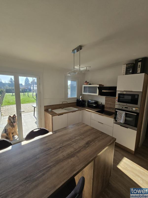 Maison - 101 m² - 5 pièces