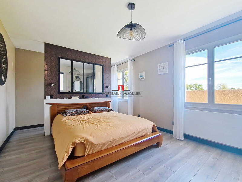 Maison contemporaine - 186 m² - 6 pièces