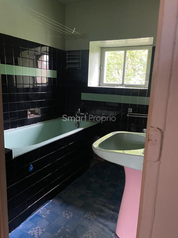 Maison de village - 140 m² - 7 pièces