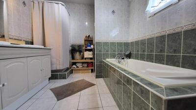 Maison - 140 m² - 7 pièces