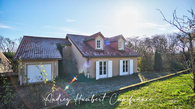 Maison - 228 m² - 7 pièces