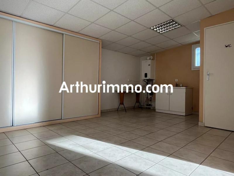 Bureau - 261 m² - 3 pièces