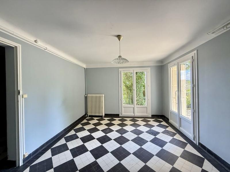 Maison - 155 m² - 6 pièces