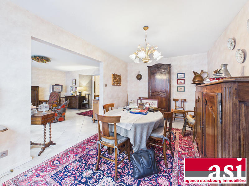 Appartement - 111 m² - 5 pièces